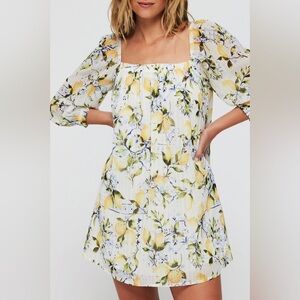 Hermoza Lina Cinched Mini Dress Size Medium Lemon Print Resort Beach Pool 11